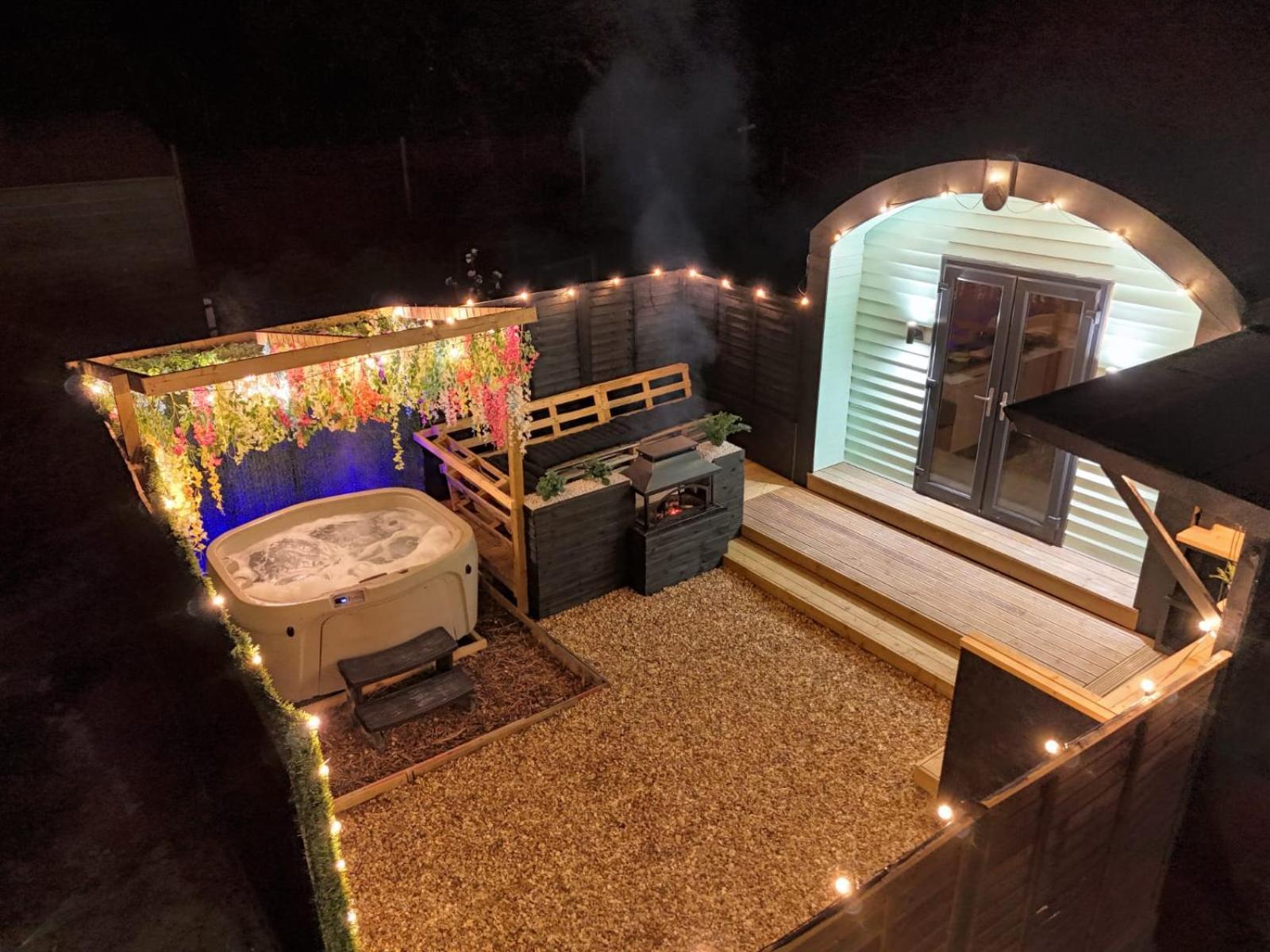 The Retreat @the Outside Camping Mountfield (East Sussex)
